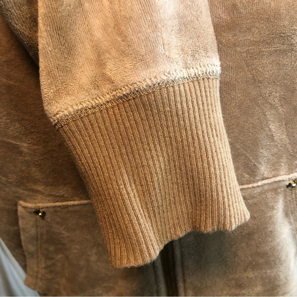 Michael Kors Vintage Light Brown Velour Zip Up Jacket with pockets Size Medium - Picture 9 of 14